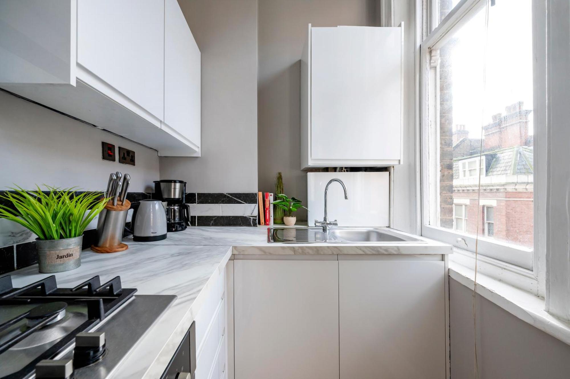 Sunny Corner Apartment In Center Of London Ngoại thất bức ảnh